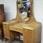 996 1277 DRESSING TABLE
